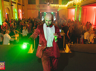 Die große Dresdner Ü30 Nikolaus Party