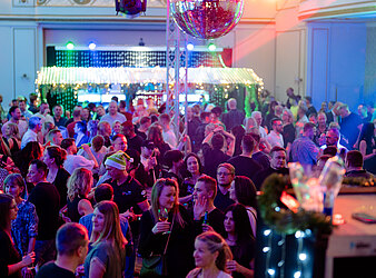 Die große Dresdner Ü30 Nikolausparty